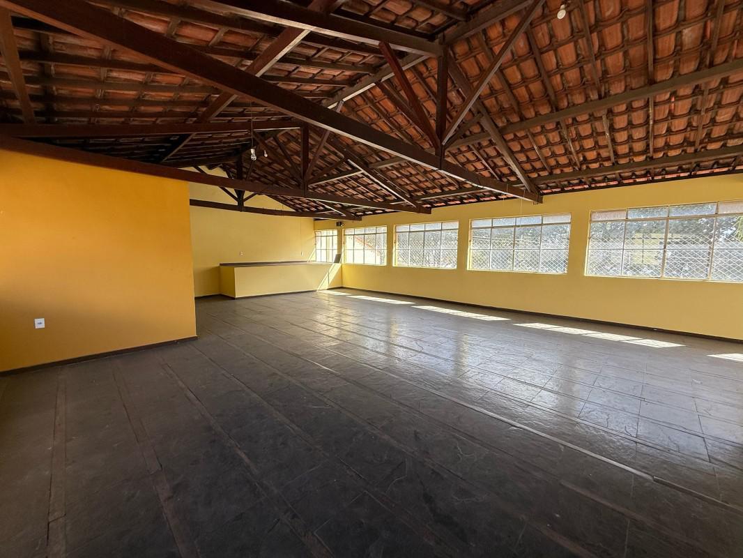 Casa, Planalto, 4 Quartos, 4 Vagas, 1 Suíte