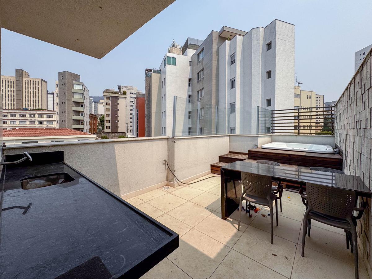 Cobertura, Carmo, 3 Quartos, 2 Vagas, 1 Suíte
