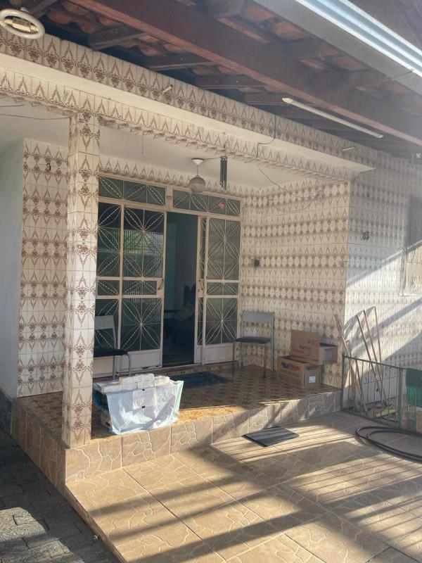 Casa, Jardim Pérola, 4 Quartos, 4 Vagas, 1 Suíte