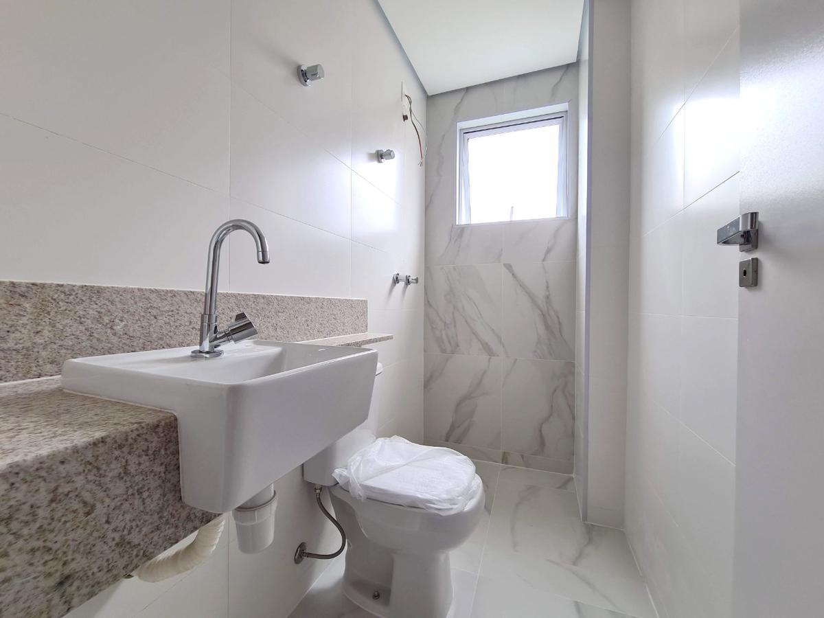 Apartamento, Sagrada Família, 3 Quartos, 2 Vagas, 1 Suíte