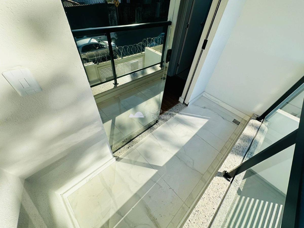 Casa, Floramar, 3 Quartos, 2 Vagas, 1 Suíte