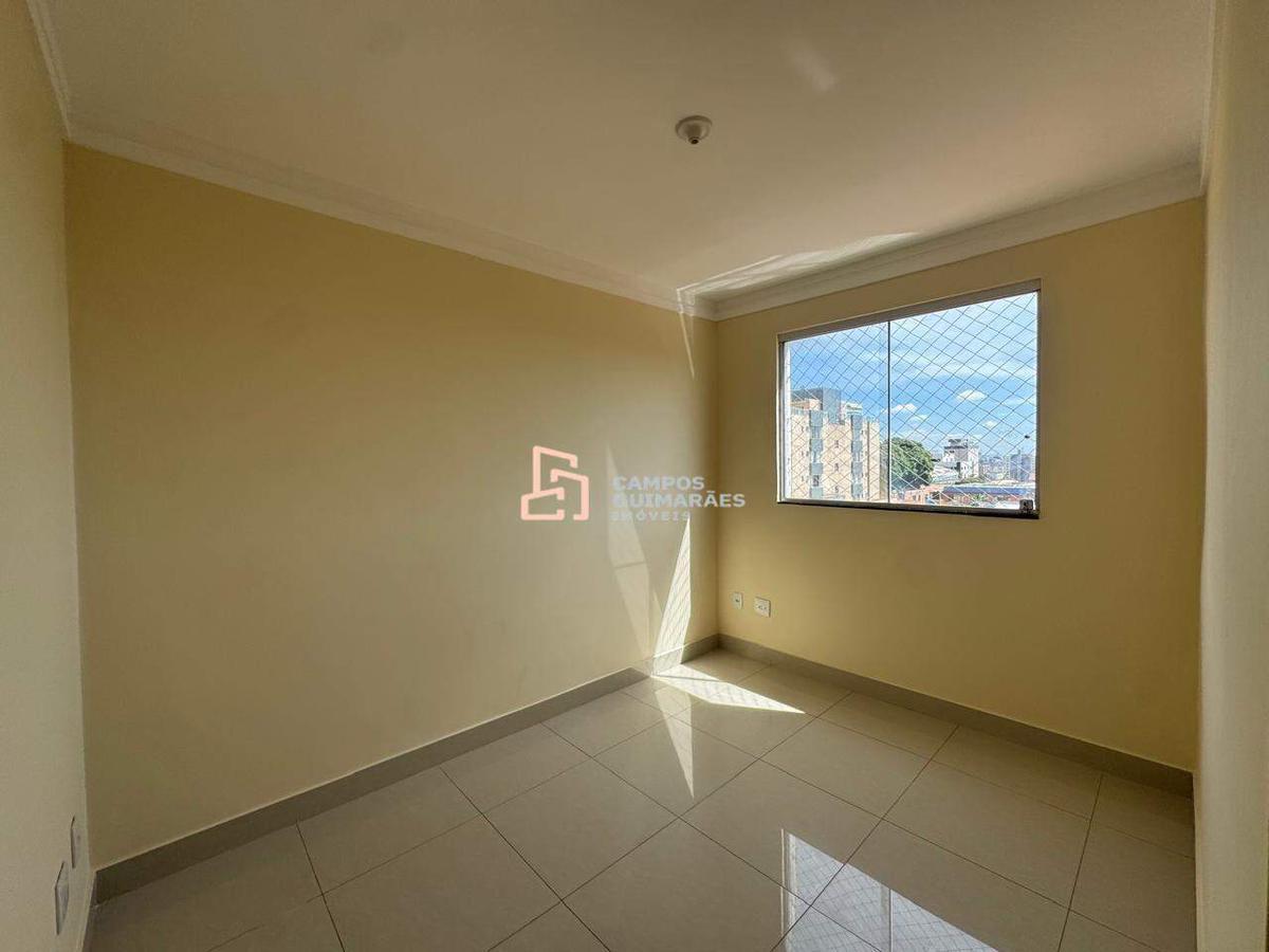 Apartamento, Barreiro, 3 Quartos, 3 Vagas, 1 Suíte