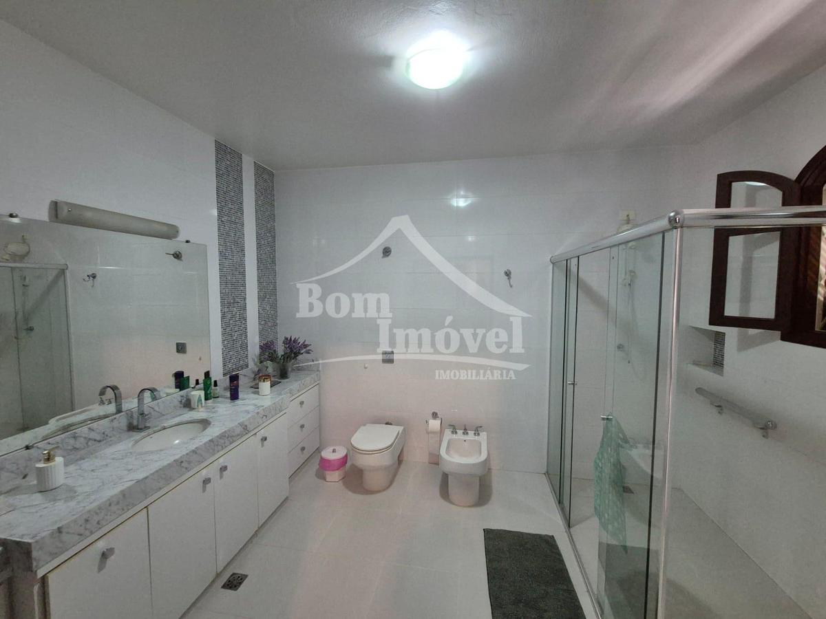 Casa, Centro, 0 Quarto, 0 Vaga