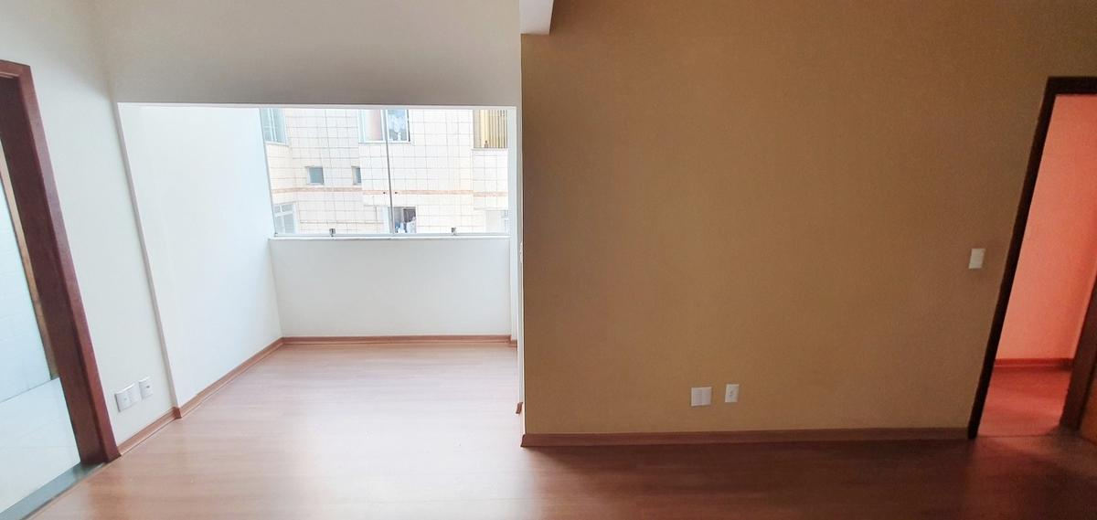 Apartamento, Sagrada Família, 3 Quartos, 1 Vaga, 1 Suíte