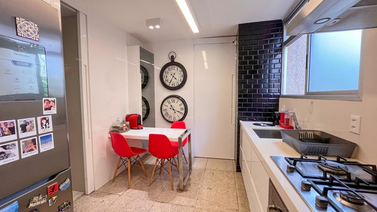 Apartamento, Anchieta, 4 Quartos, 2 Vagas, 1 Suíte