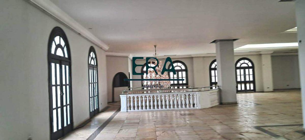 Prédio, Estoril, 0 Quarto, 0 Vaga