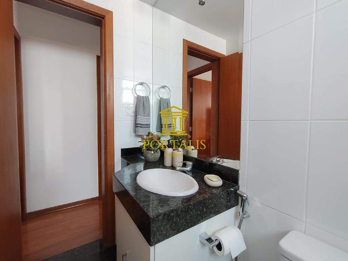 Apartamento, Sagrada Família, 3 Quartos, 2 Vagas, 1 Suíte