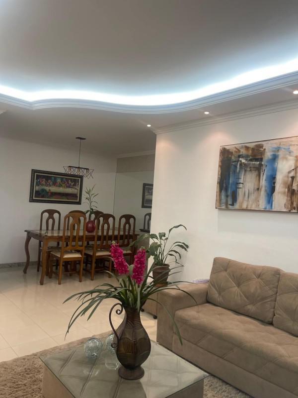 Apartamento, Castelo, 3 Quartos, 0 Vaga, 1 Suíte