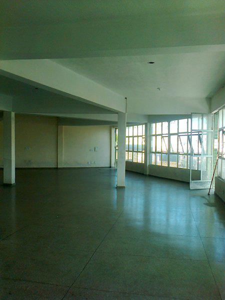 Sala, Industrial, 0 Quarto, 0 Vaga