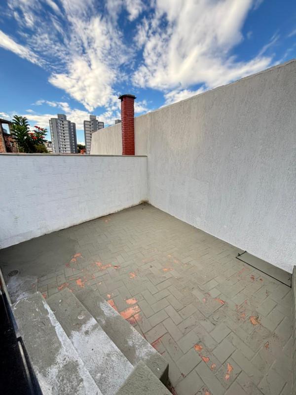 Casa, Santa Branca, 3 Quartos, 2 Vagas, 1 Suíte