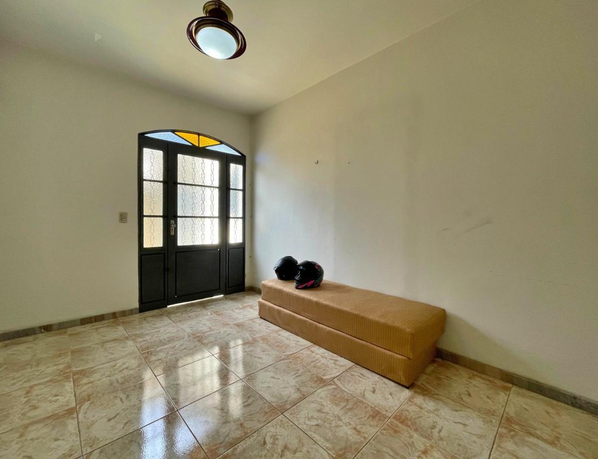 Casa, Jardim Leblon, 3 Quartos, 4 Vagas, 1 Suíte