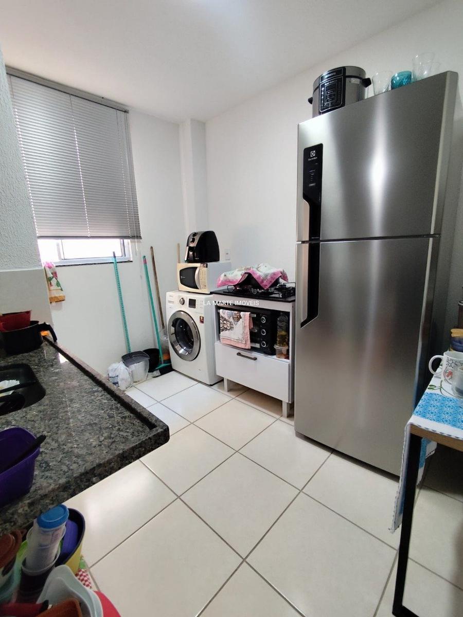 Apartamento, Nacional, 2 Quartos, 1 Vaga