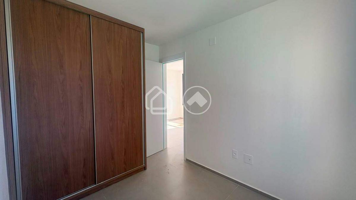 Apartamento, Estoril, 2 Quartos, 1 Vaga, 1 Suíte