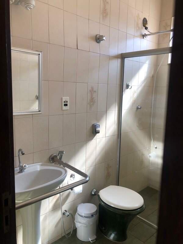 Casa, Nova Cachoeirinha, 3 Quartos, 10 Vagas, 1 Suíte