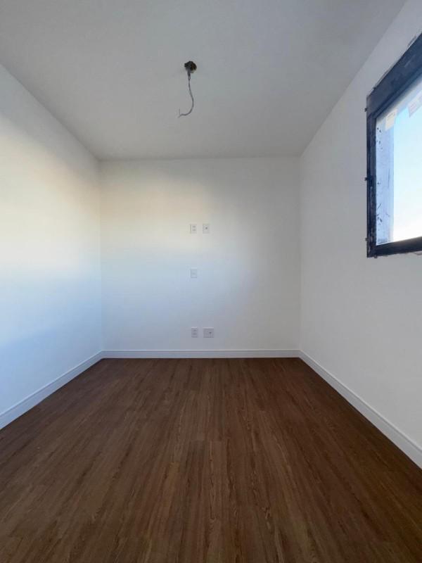 Apartamento, Sagrada Família, 3 Quartos, 2 Vagas, 1 Suíte