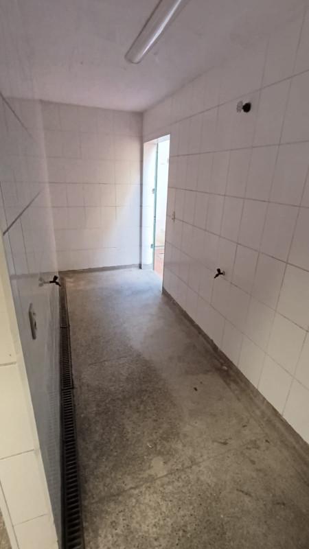 Galpão, Califórnia, 0 Quarto, 3 Vagas