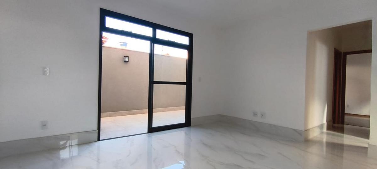 Apartamento, Esplanada, 3 Quartos, 2 Vagas, 1 Suíte