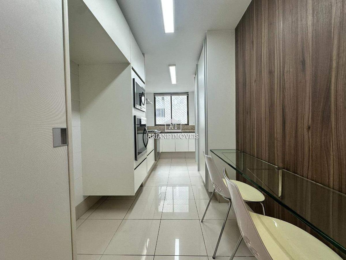 Apartamento, Savassi, 3 Quartos, 2 Vagas, 1 Suíte