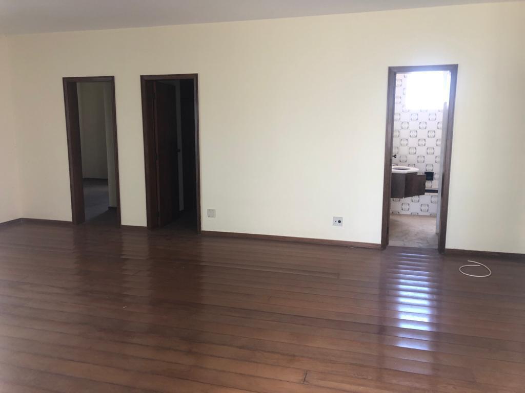 Cobertura, Serra, 5 Quartos, 3 Vagas, 2 Suítes