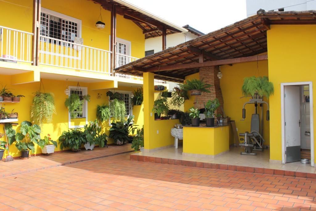 Casa, Castelo, 5 Quartos, 4 Vagas, 3 Suítes