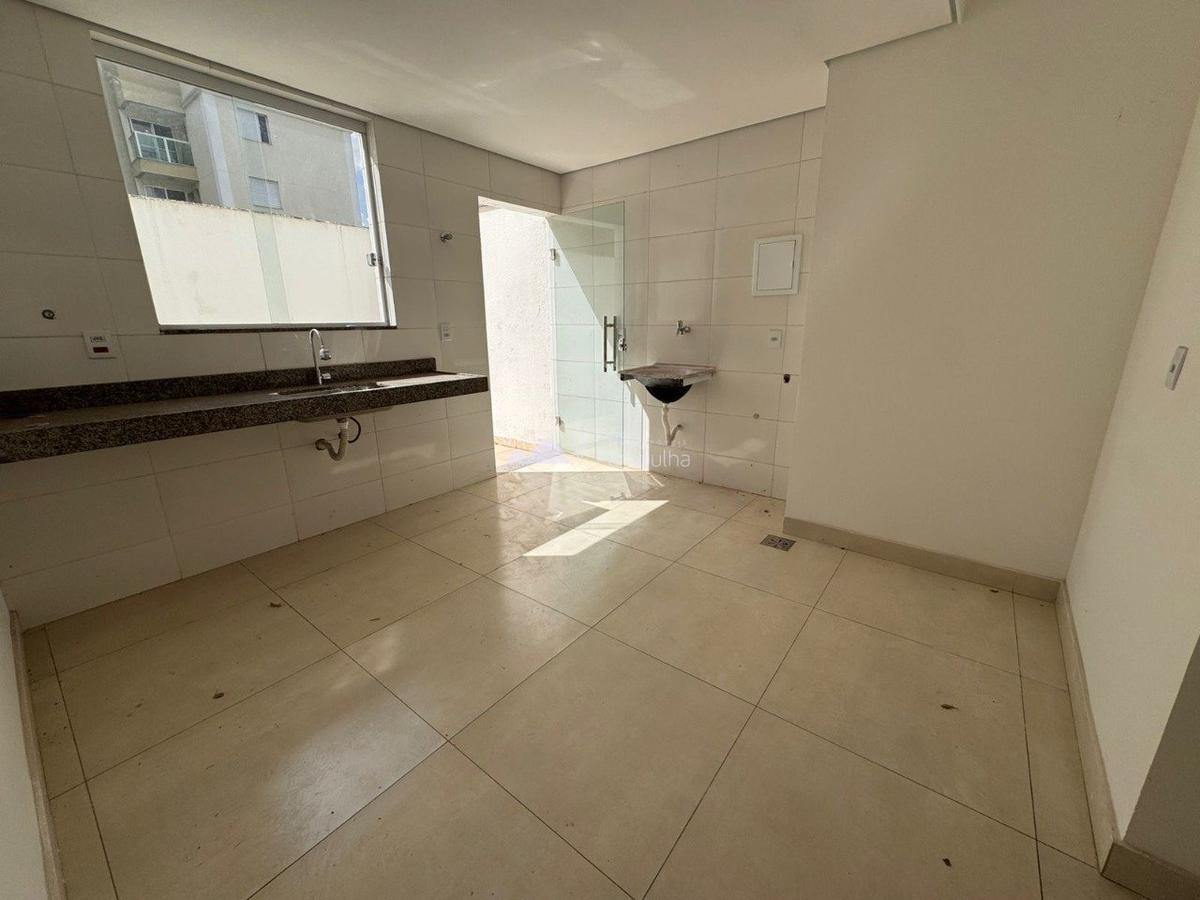 Apartamento, Heliópolis, 3 Quartos, 1 Vaga, 1 Suíte