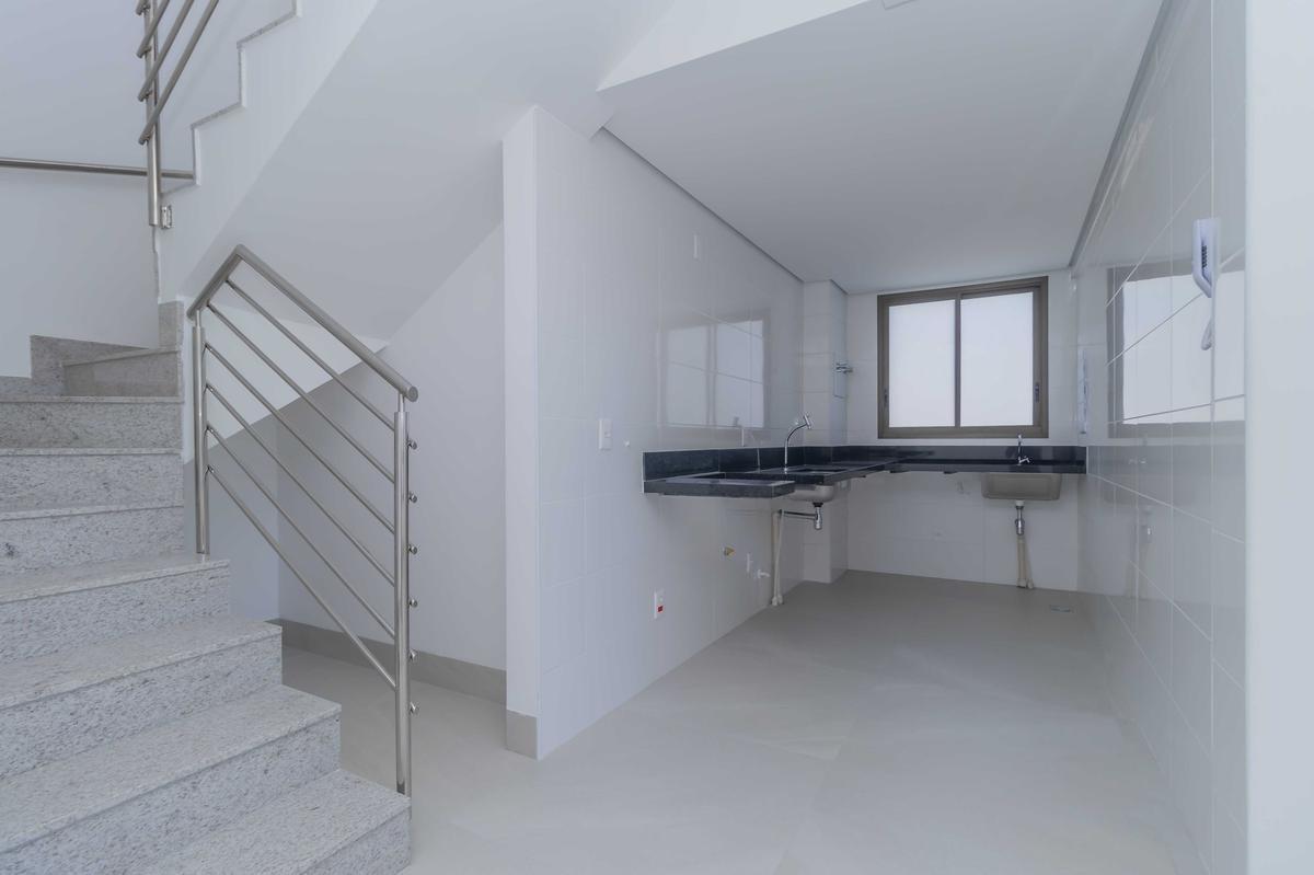 Cobertura, Cidade Nova, 3 Quartos, 2 Vagas, 1 Suíte