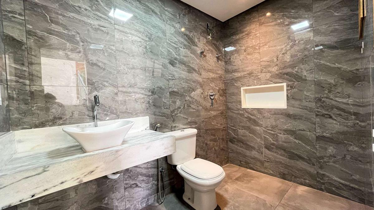 Casa, Estoril, 3 Quartos, 6 Vagas, 1 Suíte