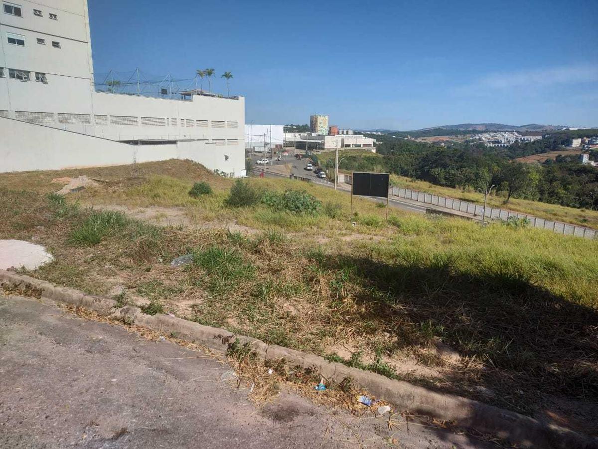 Lote, Vila Verde, 0 Quarto, 0 Vaga