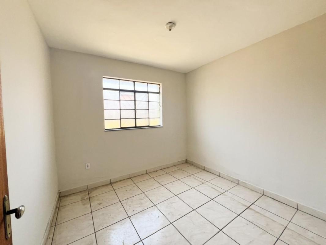 Casa, Santa Terezinha, 2 Quartos, 2 Vagas