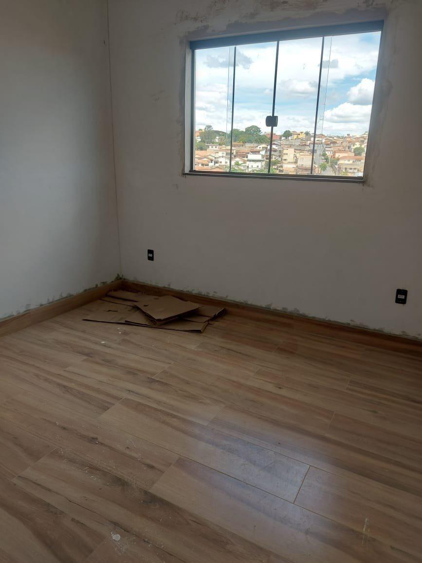 Casa, Água Branca, 3 Quartos, 2 Vagas, 1 Suíte