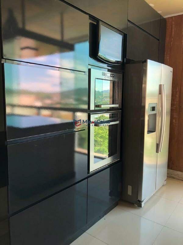 Casa, Eldorado, 3 Quartos, 6 Vagas, 3 Suítes