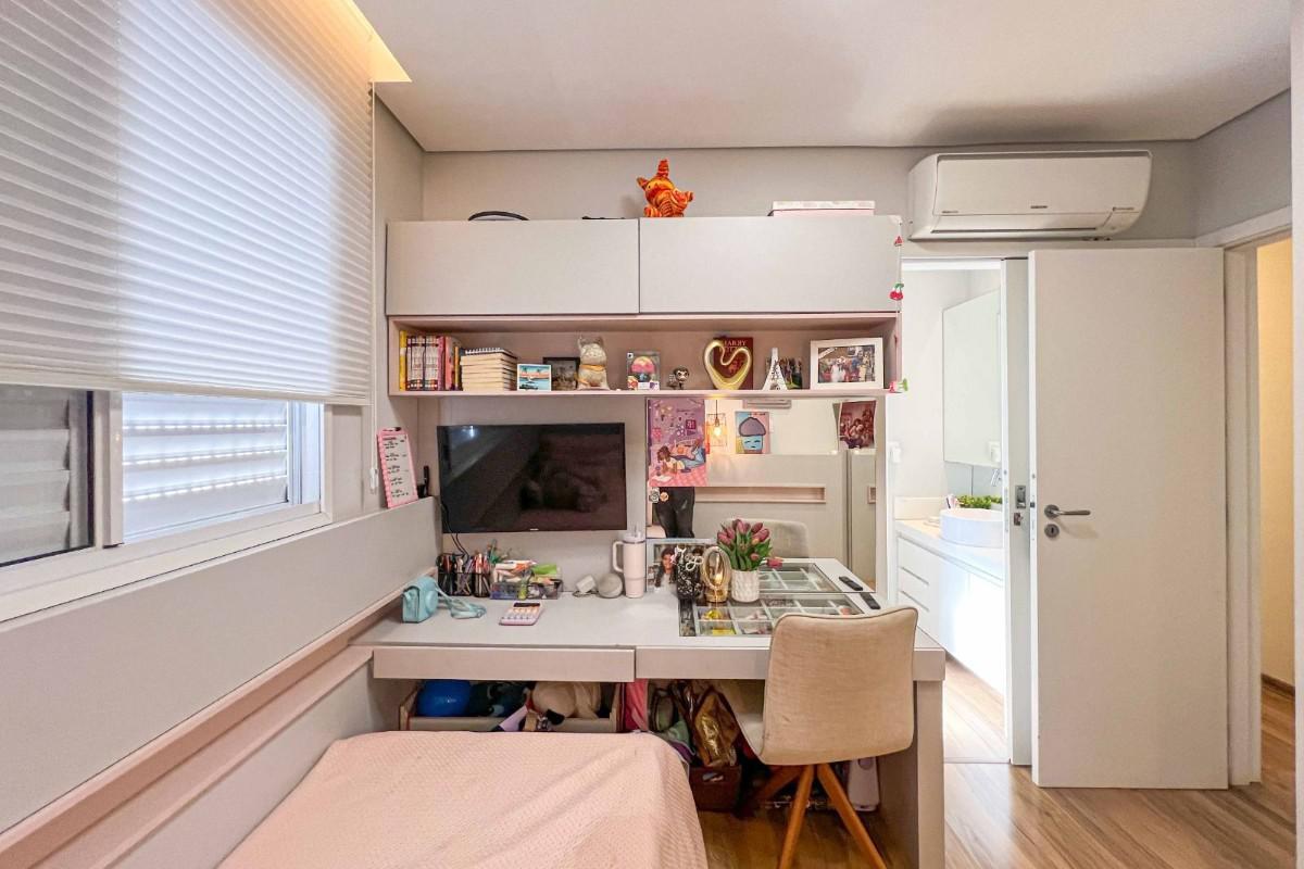 Apartamento, Castelo, 4 Quartos, 2 Vagas, 4 Suítes