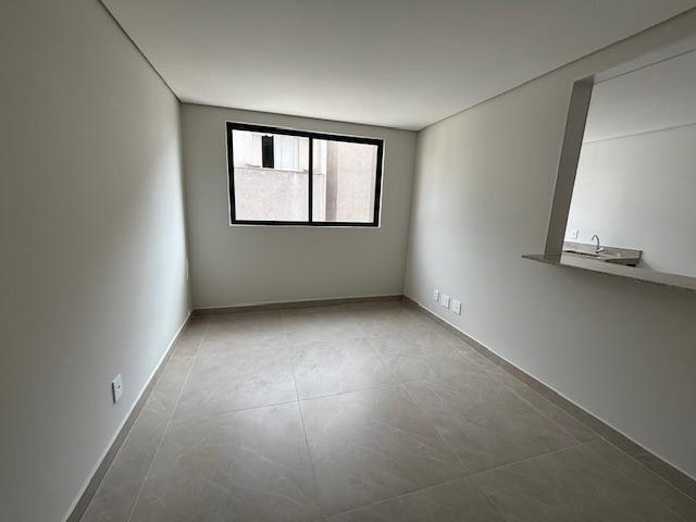 Apartamento, Sagrada Família, 2 Quartos, 2 Vagas, 2 Suítes