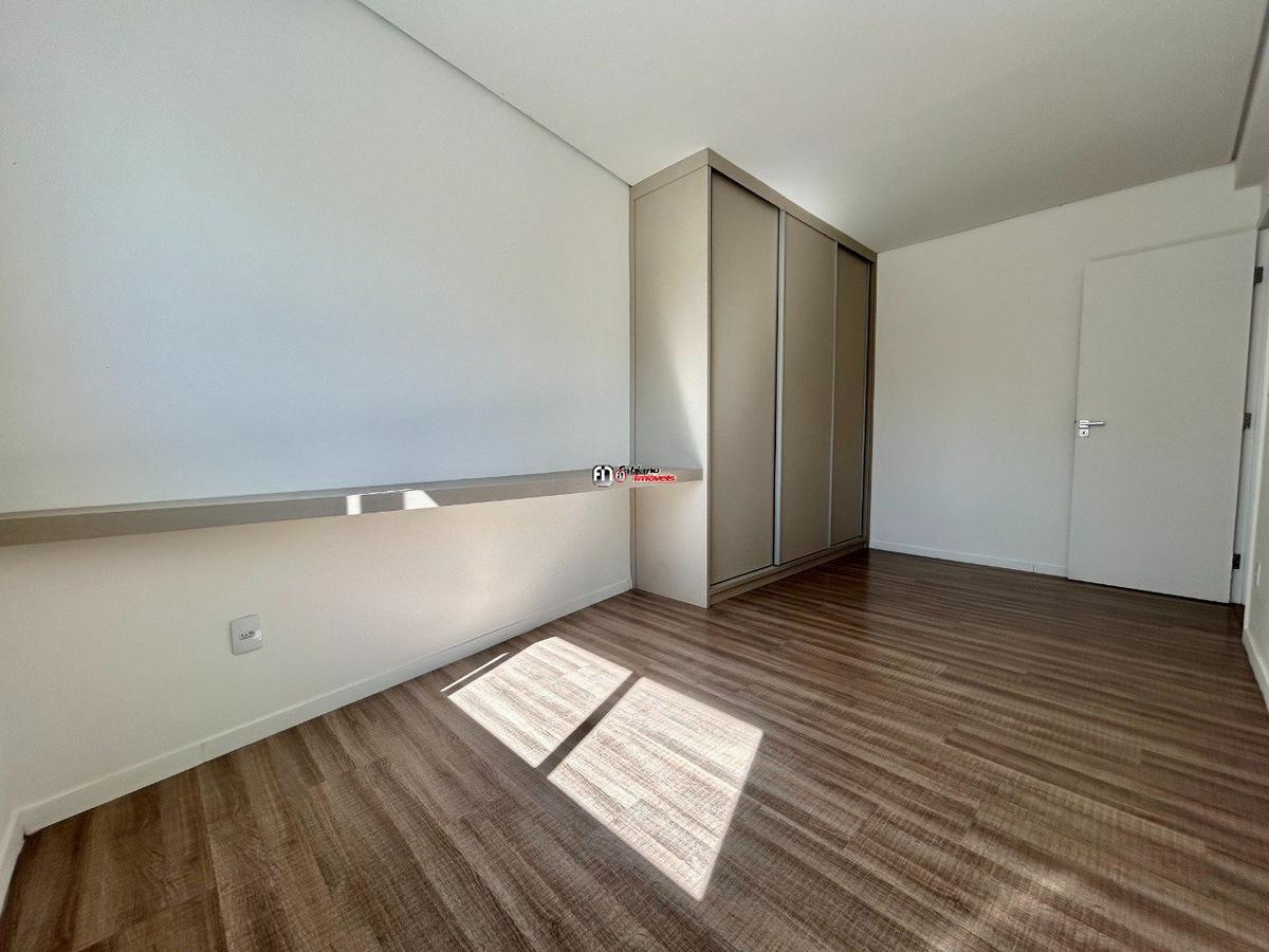 Apartamento, Castelo, 4 Quartos, 2 Vagas, 1 Suíte