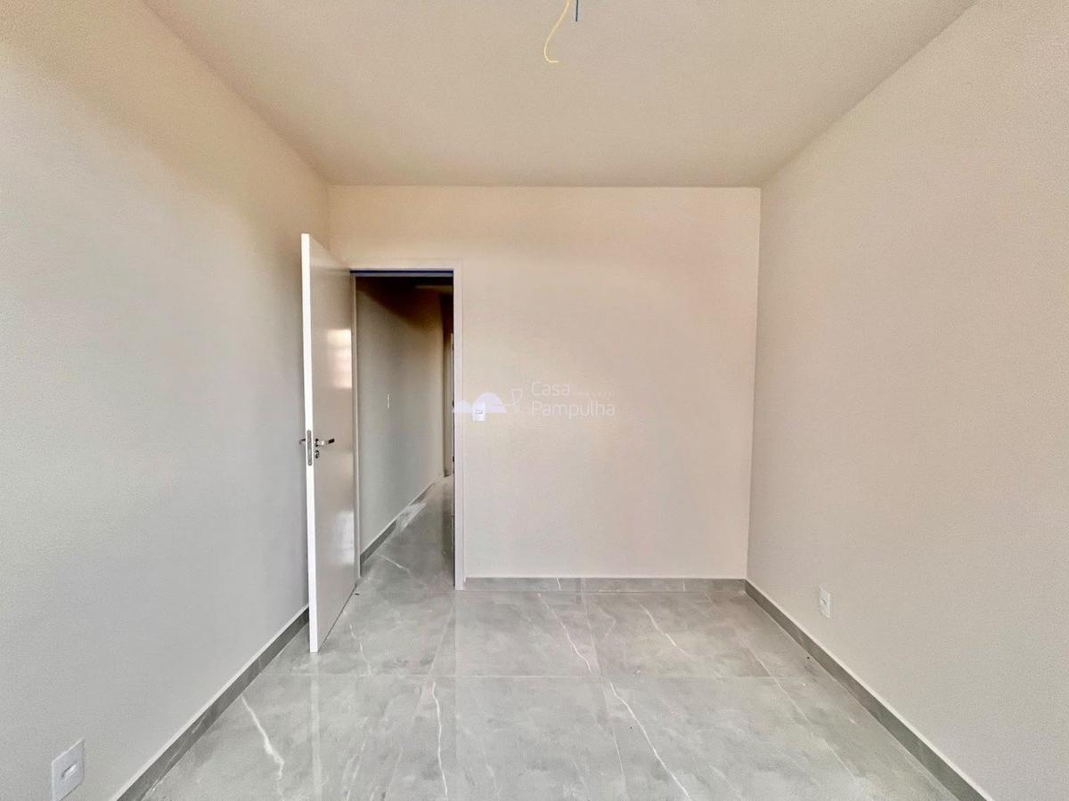 Casa, Mantiqueira, 2 Quartos, 1 Vaga