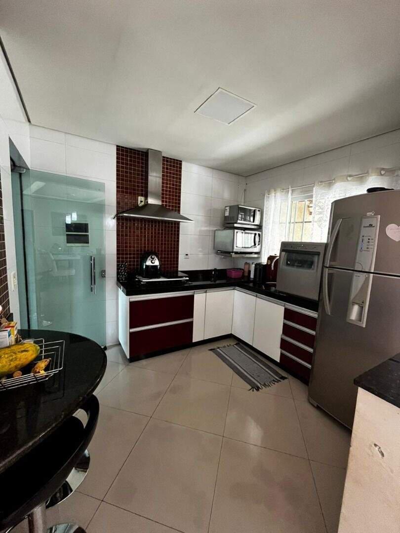 Casa, Rio das Velhas, 4 Quartos, 4 Vagas, 1 Suíte