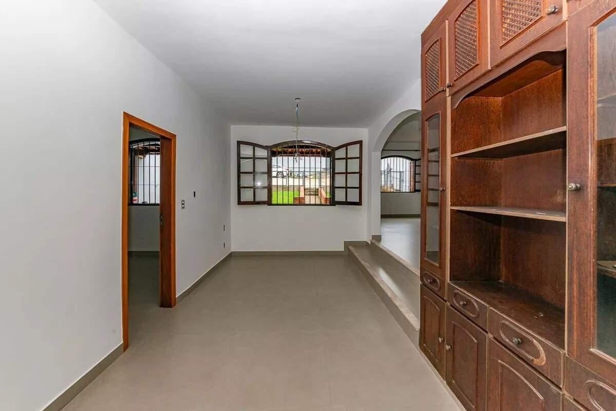 Casa, Palmeiras, 4 Quartos, 8 Vagas, 1 Suíte