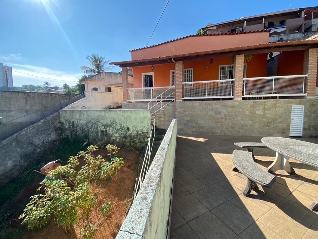 Casa, Caiçaras, 2 Quartos, 4 Vagas, 1 Suíte