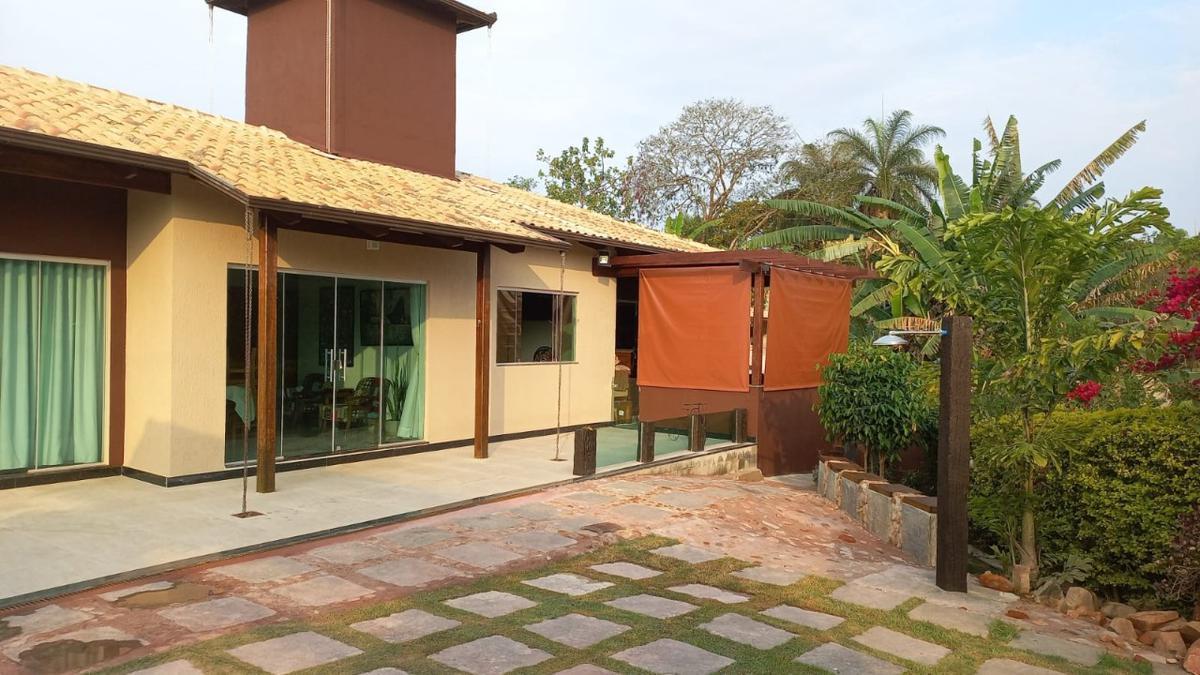 Fazenda, Condomínio Solar das Palmeiras, 3 Quartos, 10 Vagas, 1 Suíte