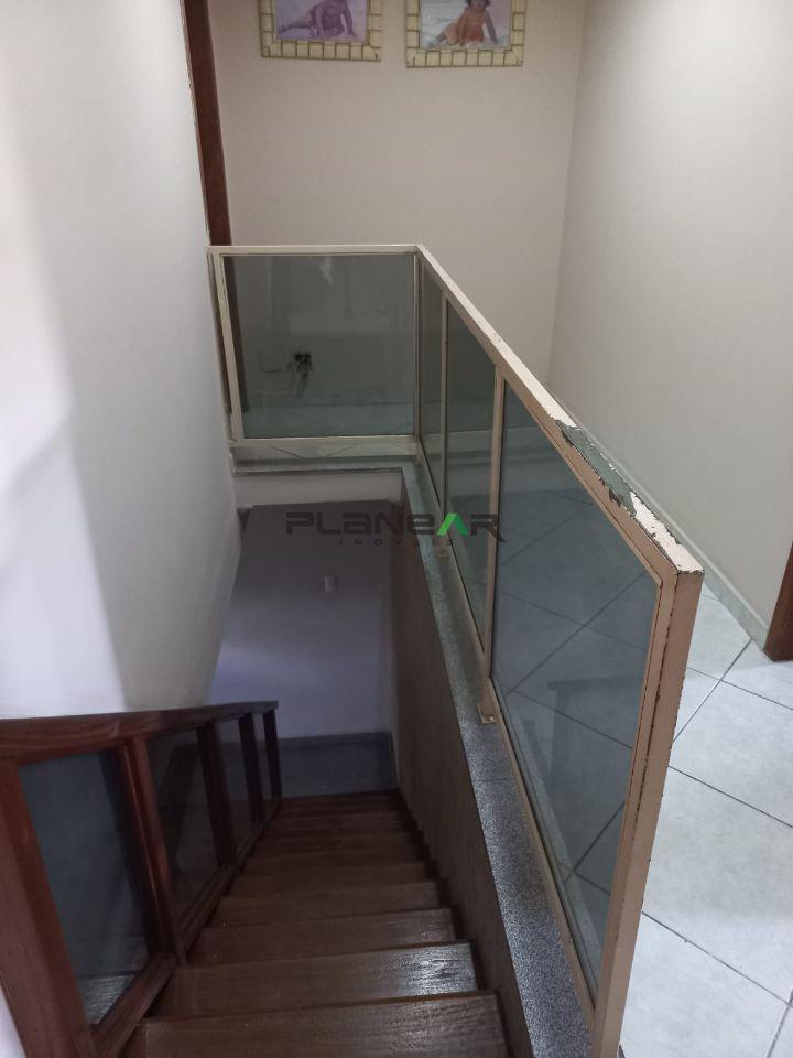 Casa, Santa Cruz Industrial, 3 Quartos, 2 Vagas, 1 Suíte