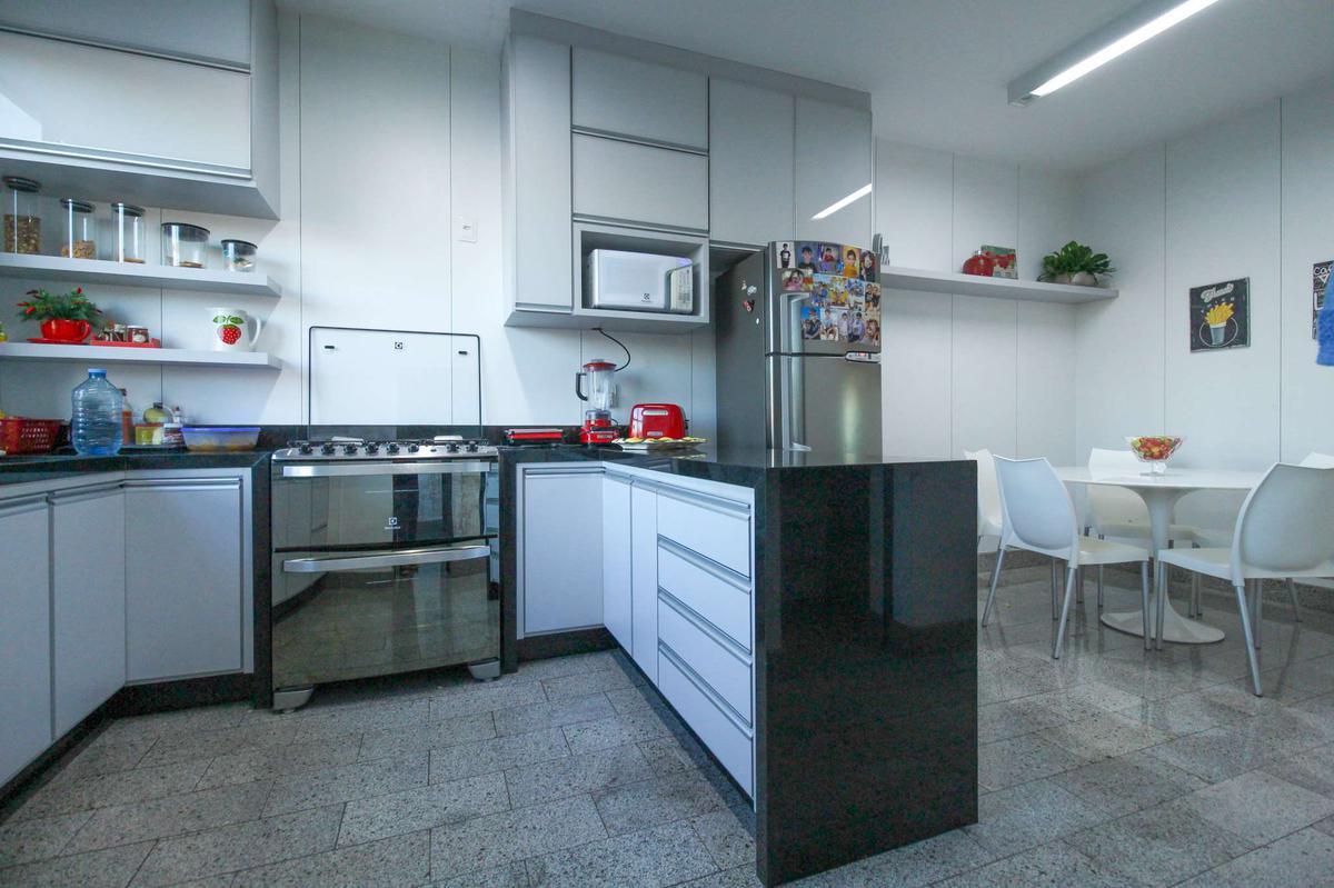 Apartamento, Luxemburgo, 4 Quartos, 4 Vagas, 2 Suítes