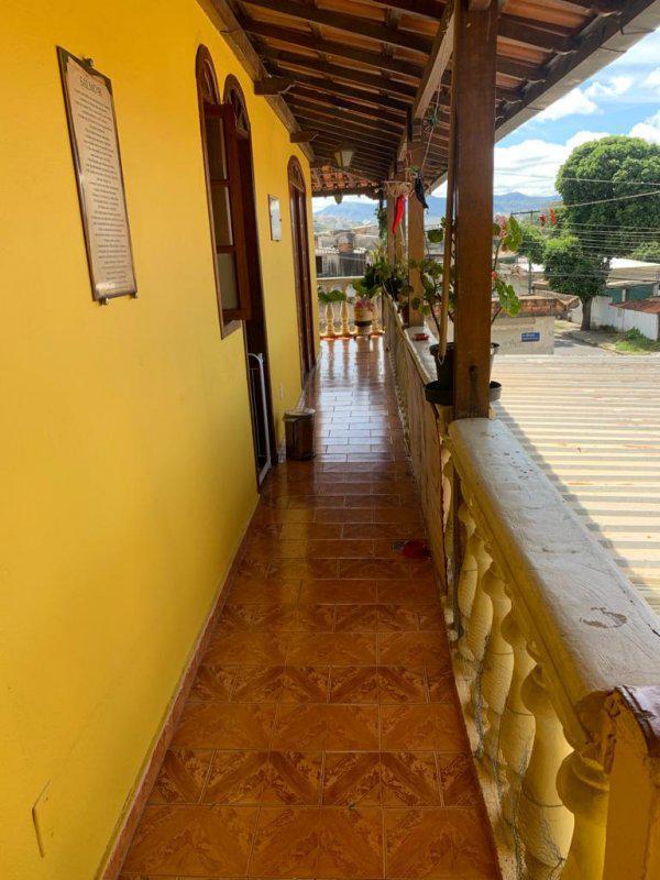 Casa, Lindéia, 5 Quartos, 6 Vagas, 1 Suíte