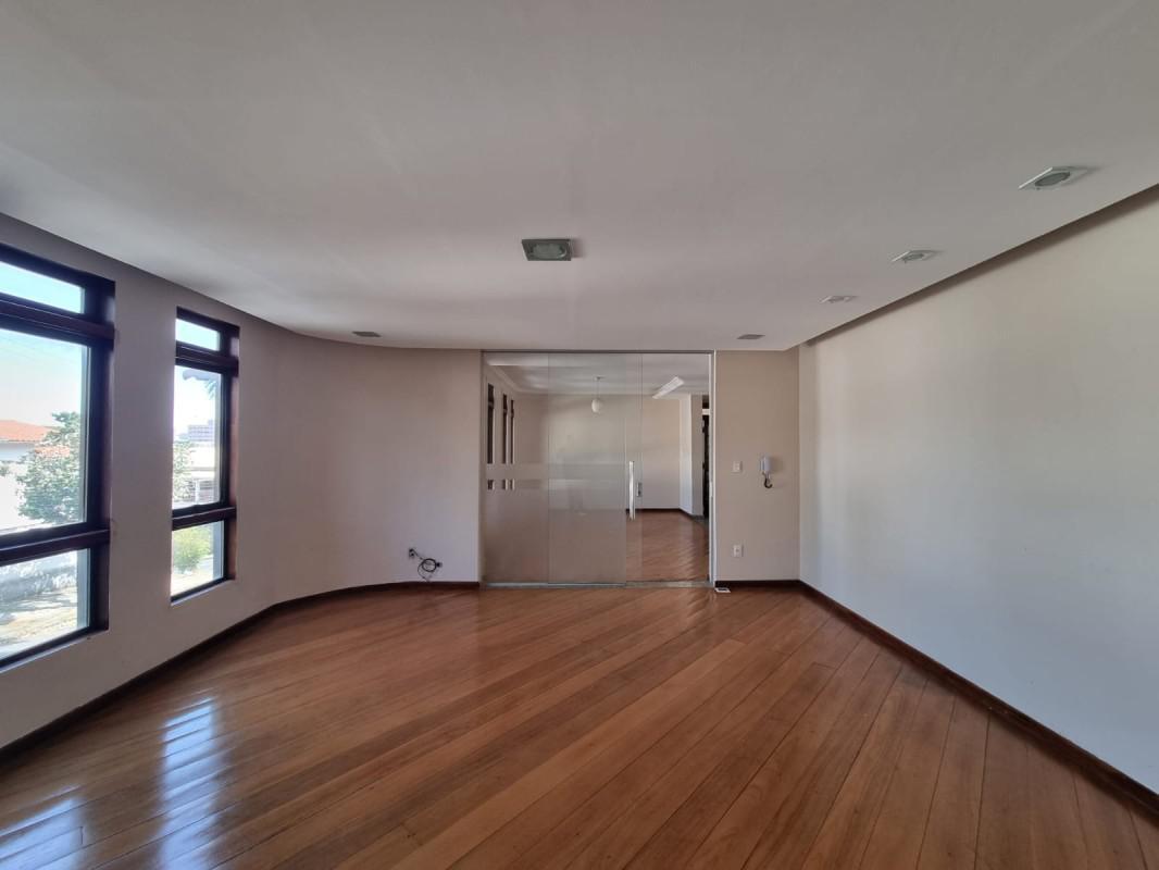 Casa, Jardim Riacho das Pedras, 4 Quartos, 5 Vagas, 3 Suítes