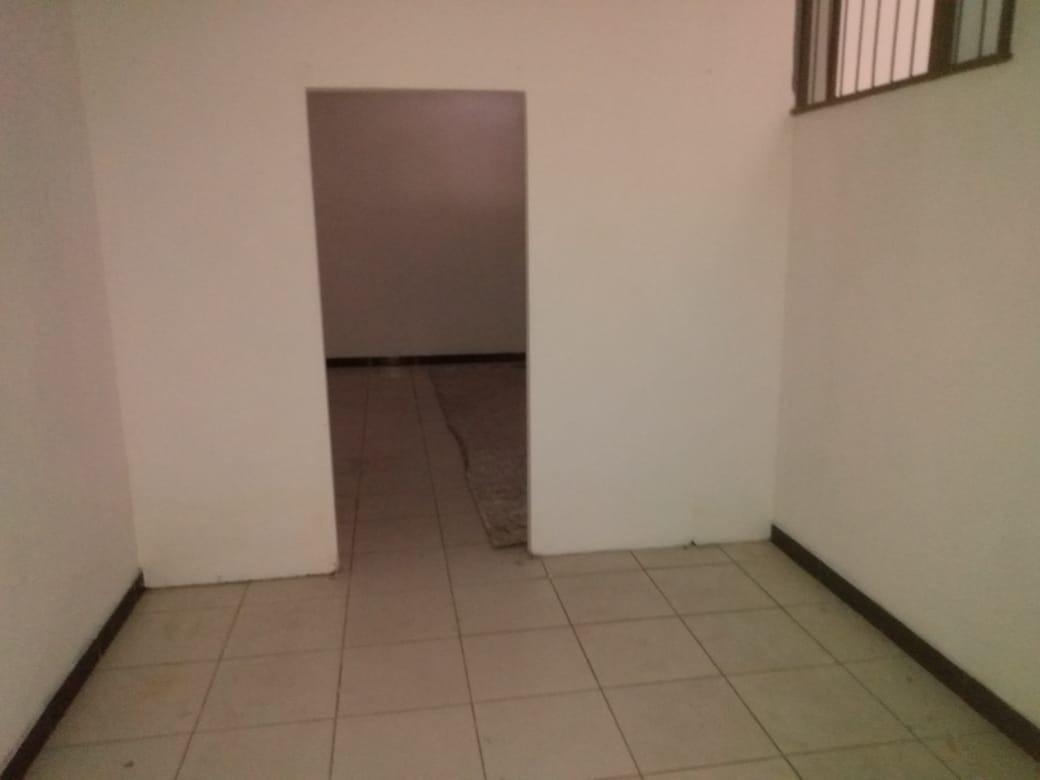 Galpão, Céu Azul, 0 Quarto, 0 Vaga