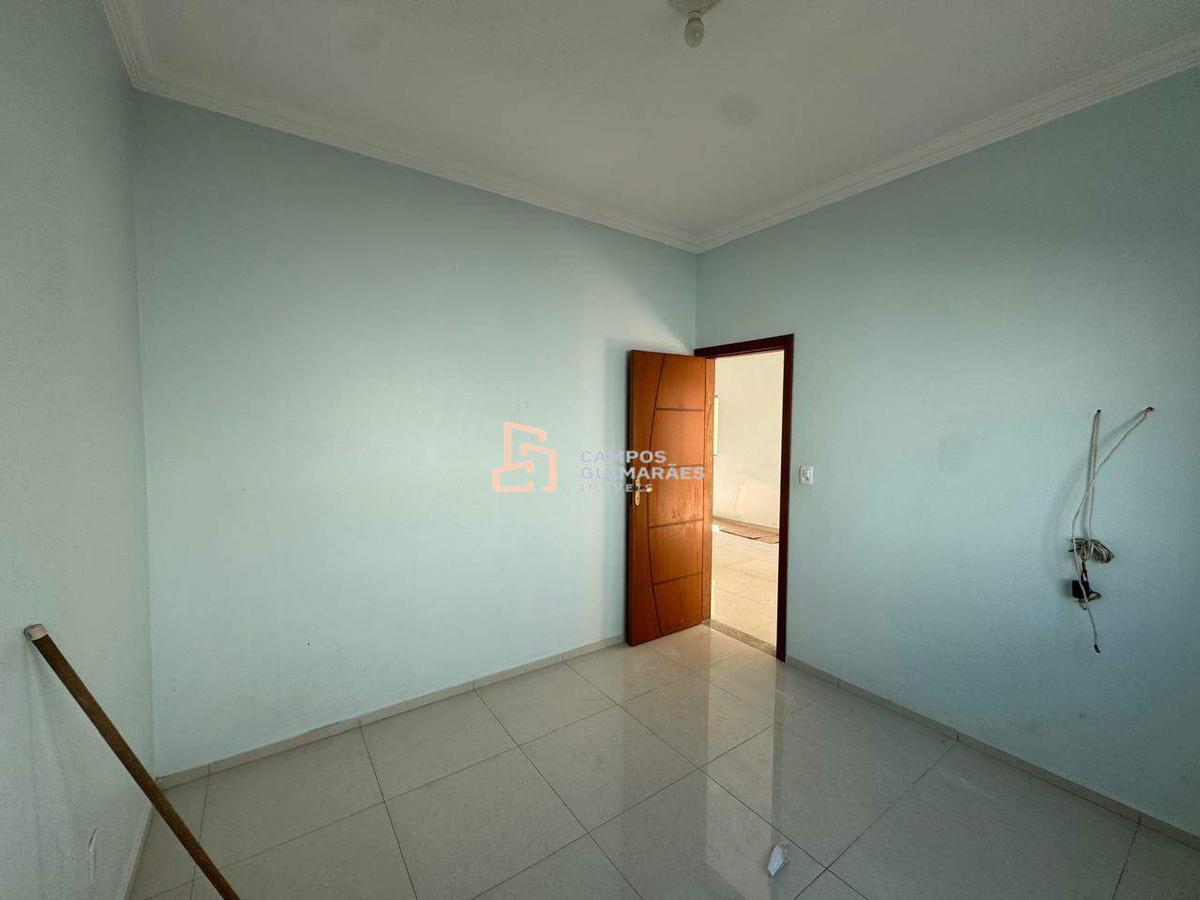 Casa, Milionários, 4 Quartos, 6 Vagas, 1 Suíte