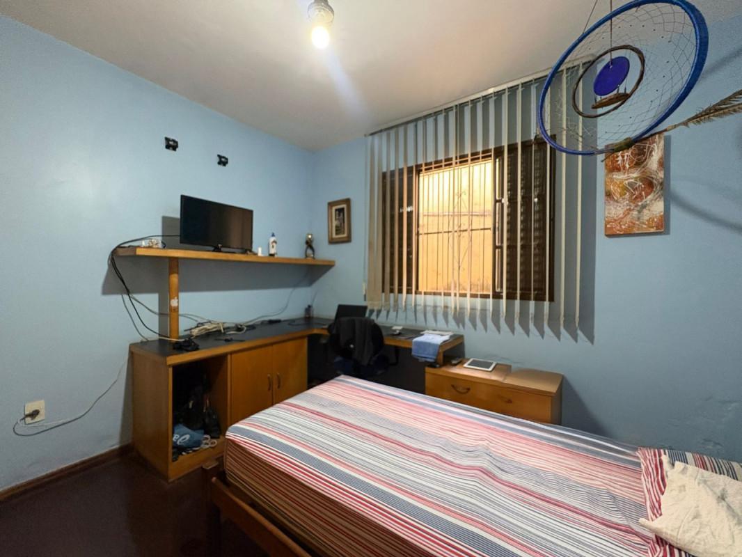 Casa, Dona Clara, 3 Quartos, 4 Vagas, 1 Suíte