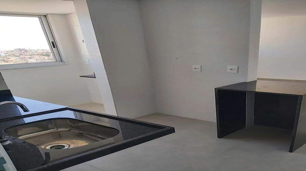 Cobertura, Sagrada Família, 3 Quartos, 2 Vagas, 1 Suíte