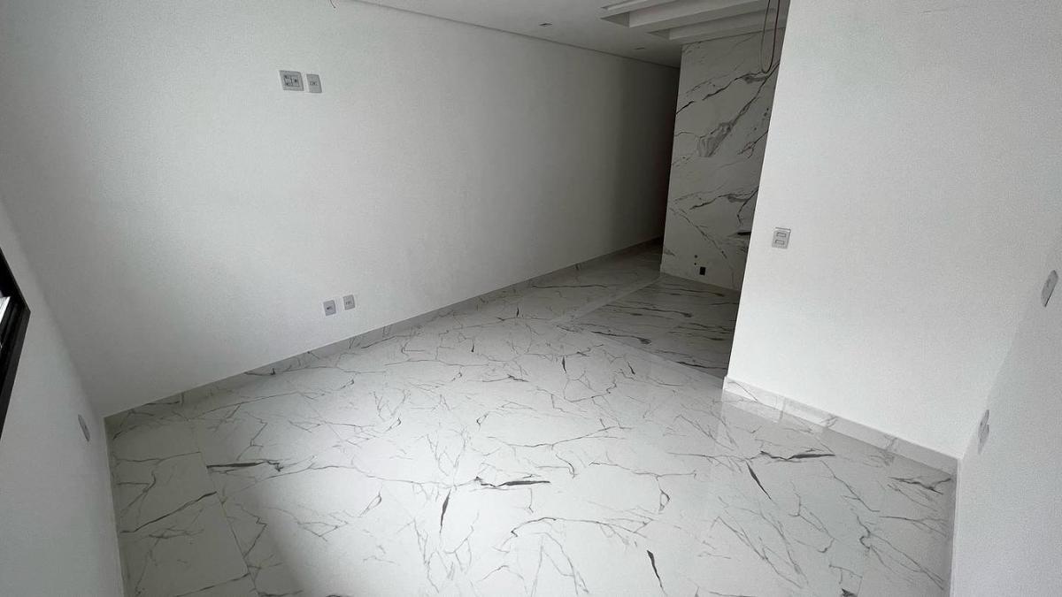 Casa, Santa Rosa, 3 Quartos, 0 Vaga, 1 Suíte