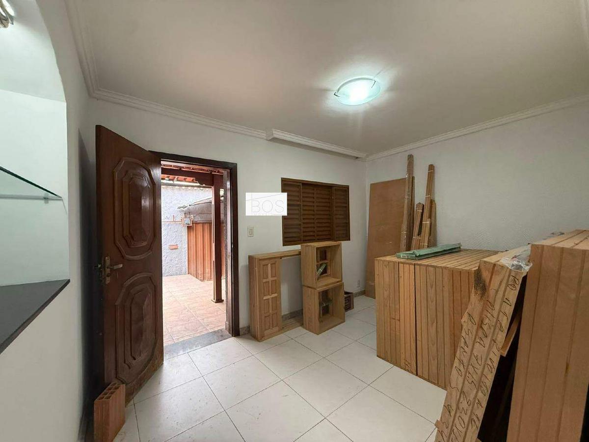 Casa, Santa Efigênia, 2 Quartos, 1 Vaga, 2 Suítes