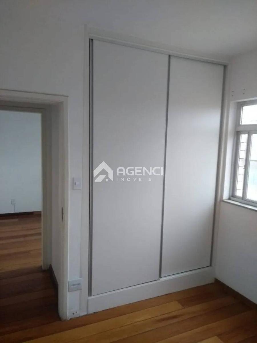 Apartamento, João Pinheiro, 3 Quartos, 0 Vaga, 0 Suíte